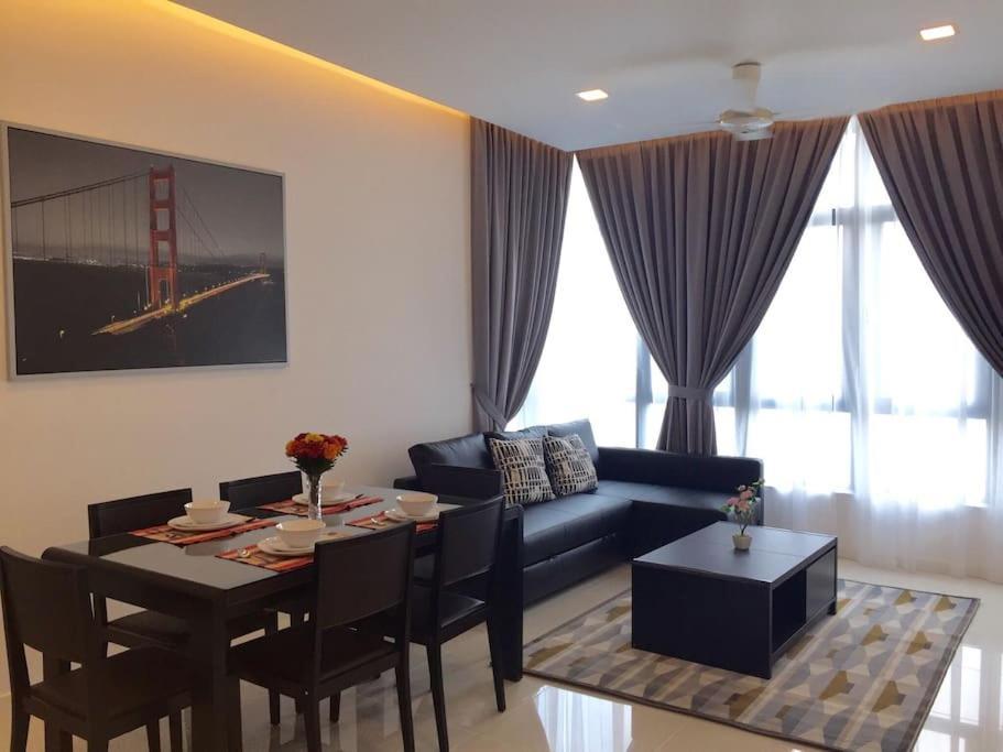 Tropicana Avenue B32-09, Petaling Jaya Exterior photo